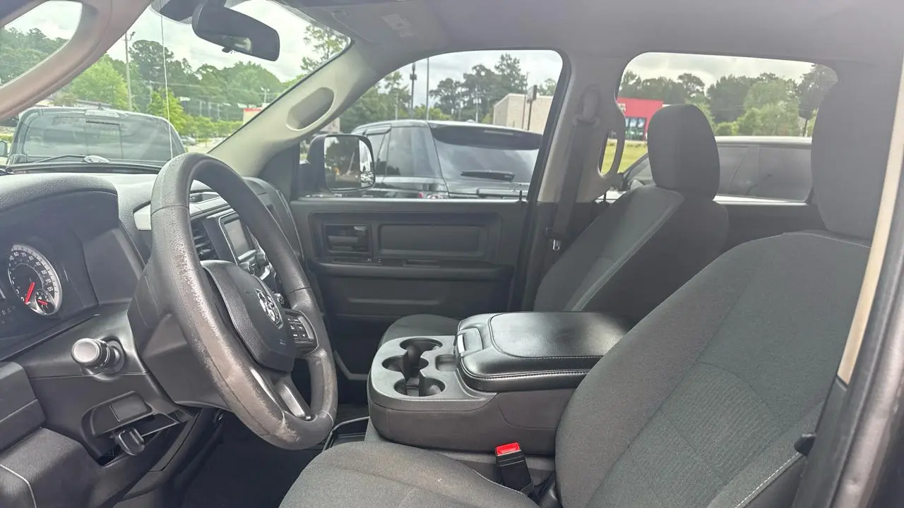 2022 Ram 1500 Classic Tradesman