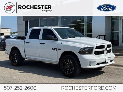 Photo of a 2016 Ram 1500 4X4 Express 4DR Crew Cab 5.5 FT. SB Pickup for sale
