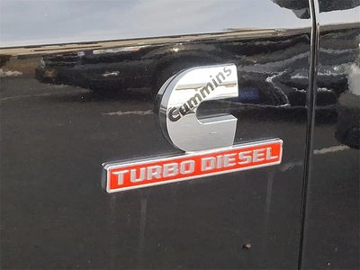 2016 RAM 1500 4X4 SLT 4DR Crew Cab 5.5 FT. SB Pickup