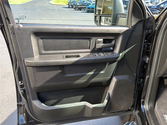 2024 Ram 2500 - $46,200