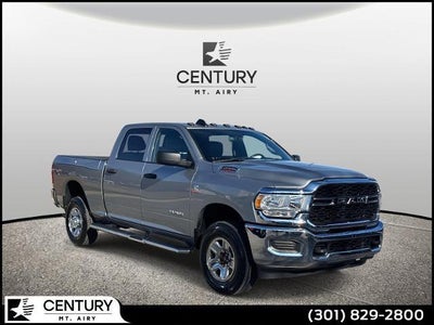 2022 RAM 2500 4X4 Tradesman 4DR Crew Cab 6.3 FT. SB Pickup