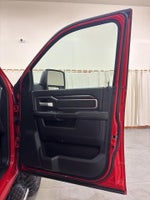 2024 2500 Thumbnail 31