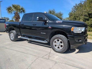 2022 Ram 2500 with Diamond Black Crystal Pearlcoa Exterior