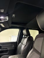 2024 2500 Thumbnail 16