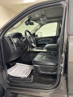 2018 2500 Thumbnail 10