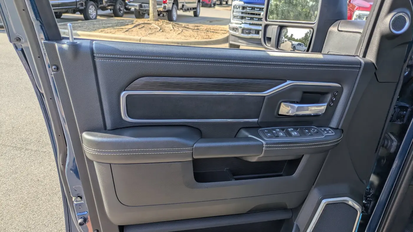 2024 Ram 2500 Laramie