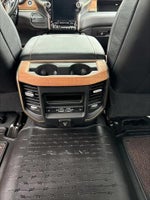 2024 2500 Thumbnail 23