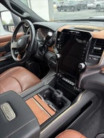 2024 2500 Thumbnail 37