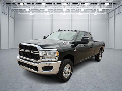 2024 RAM 2500 4X4 Tradesman 4DR Crew Cab 8 FT. LB Pickup