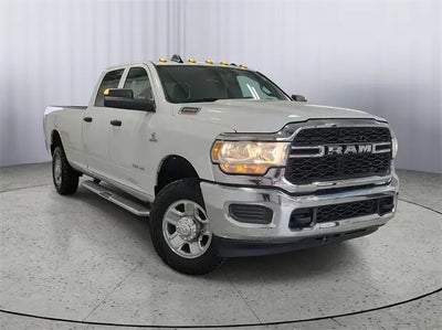 2022 RAM 2500 4X4 Tradesman 4DR Crew Cab 8 FT. LB Pickup