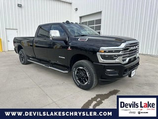 2025 Ram 2500 with Diamond Black Crystal Pearlcoat Exterior