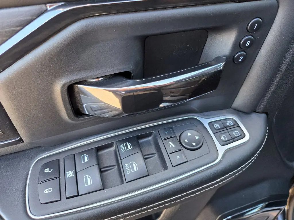 2023 Ram 2500 - $60,902