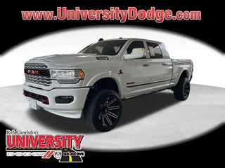 2020 Ram 2500 with Bright White Clearcoat Exterior