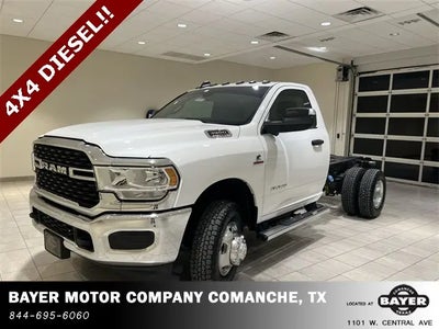 2022 RAM 3500 4X4 Tradesman 2DR Regular Cab 143.5 In. WB DRW Chassis