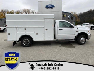 2016 Ram 3500 with Bright White Clearcoat Exterior