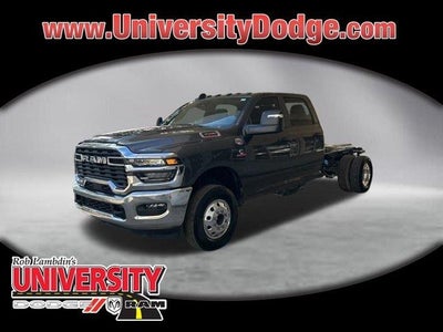 Photo of a 2025 Ram 3500 4X4 Tradesman 4DR Crew Cab 172.4 In. WB DRW Chassis for sale