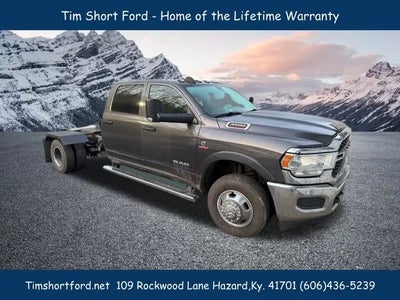 2022 RAM 3500 4X4 Tradesman 4DR Crew Cab 172.4 In. WB DRW Chassis