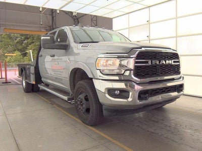 2024 Ram 3500 4X4 Tradesman 4DR Crew Cab 172.4 In. WB DRW Chassis