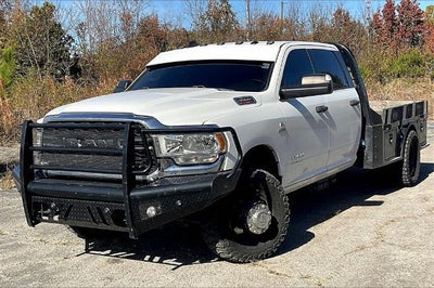 2019 RAM 3500 4X4 Tradesman 4DR Crew Cab 172.4 In. WB DRW Chassis
