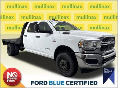 Photo of a 2022 RAM 3500 4X4 Tradesman 4DR Crew Cab 172.4 In. WB DRW Chassis for sale