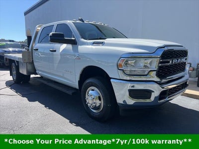 Photo of a 2022 RAM 3500 4X4 Tradesman 4DR Crew Cab 172.4 In. WB DRW Chassis for sale