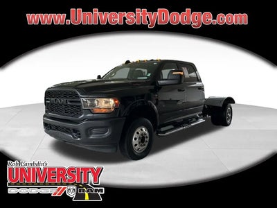 Photo of a 2023 RAM 3500 4X4 Tradesman 4DR Crew Cab 172.4 In. WB DRW Chassis for sale