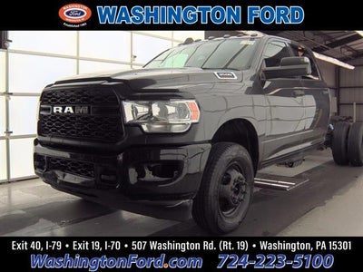 Photo of a 2022 RAM 3500 4X4 Tradesman 4DR Crew Cab 172.4 In. WB DRW Chassis for sale