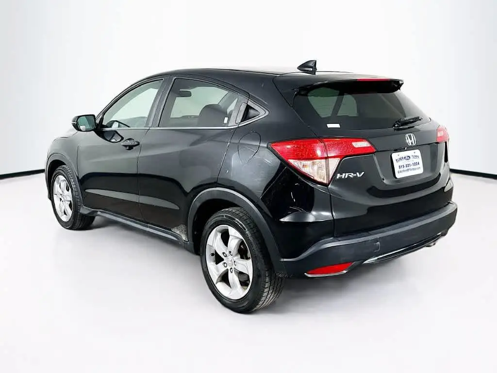 2016 Honda HR-V - $9,411