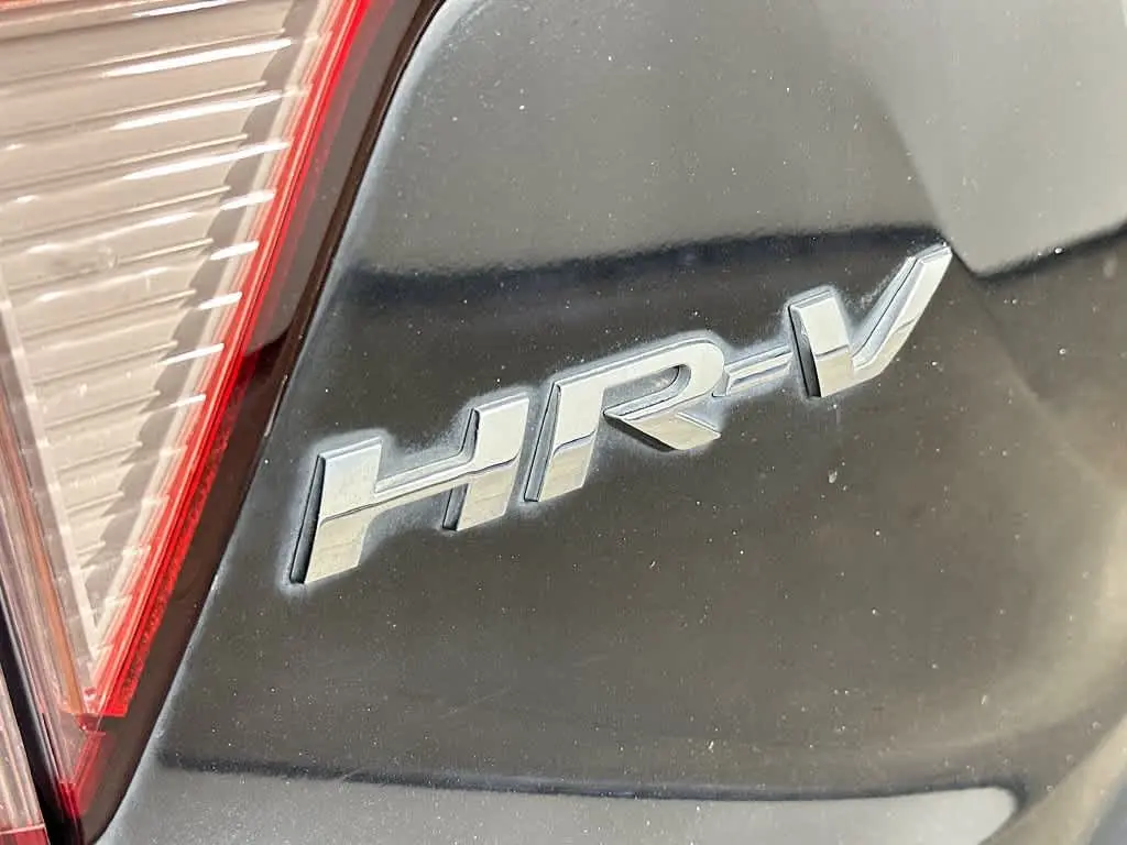 2016 Honda HR-V - $9,411