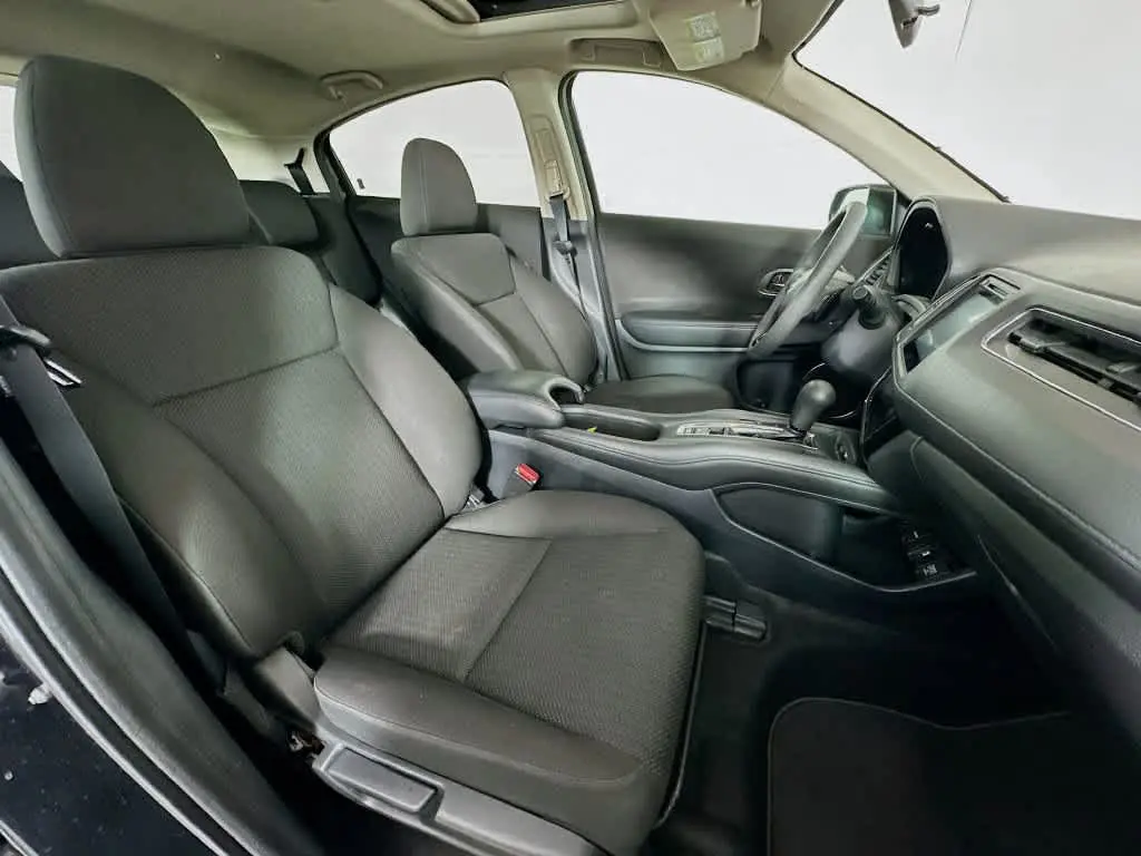2016 Honda HR-V - $9,411