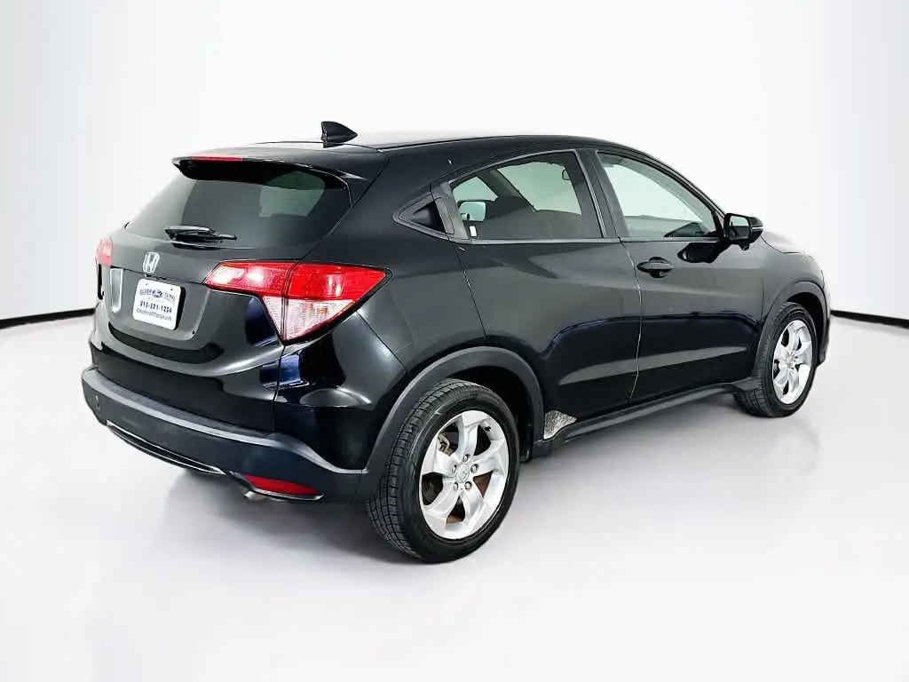 2016 Honda HR-V - $9,411