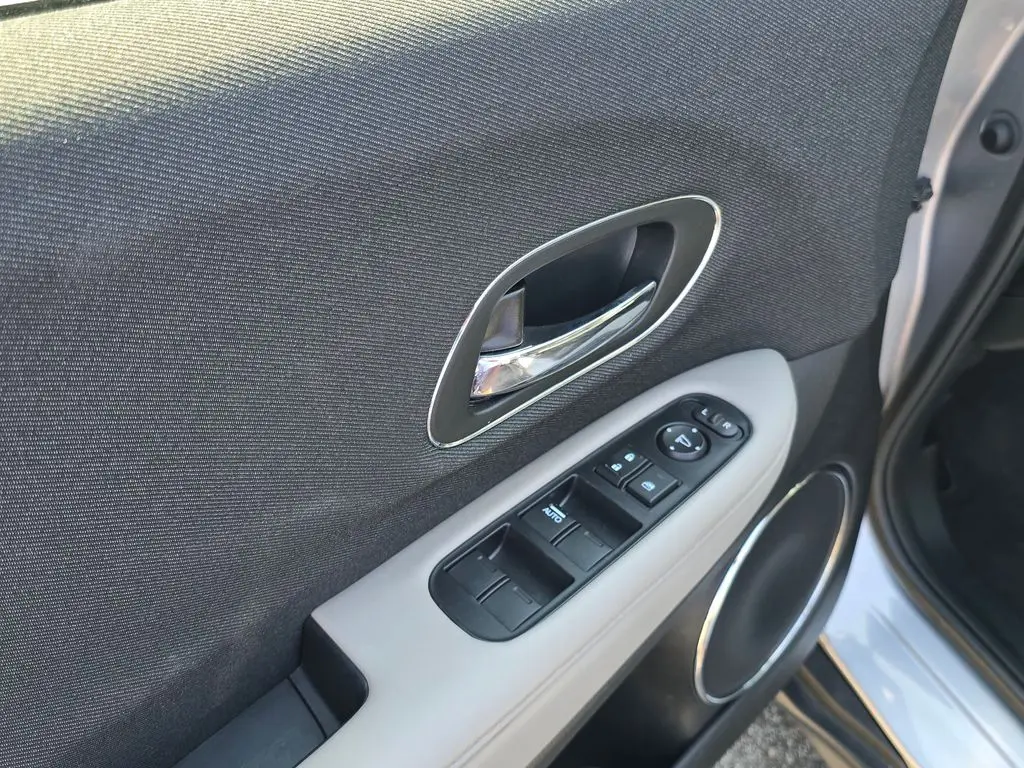 2022 Honda HR-V - $18,398