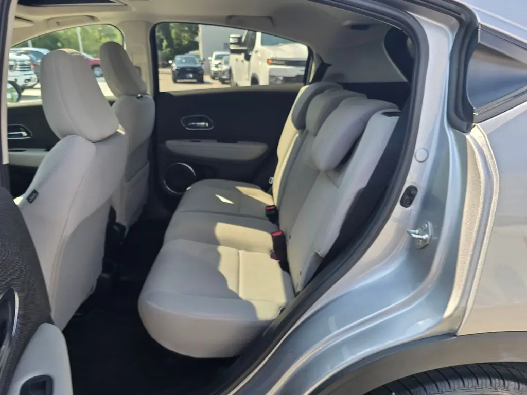 2022 Honda HR-V - $18,398