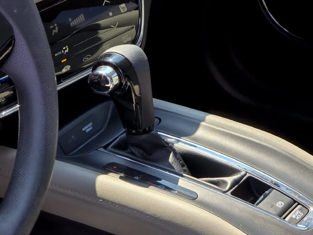 2022 Honda HR-V - $17,899