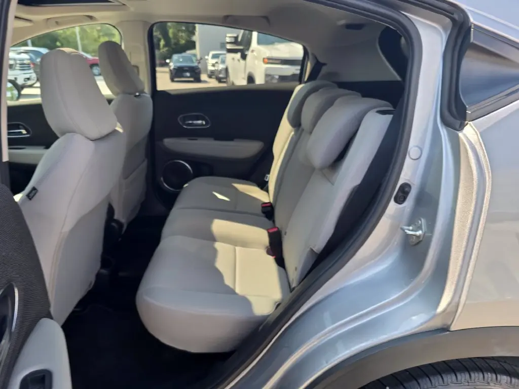 2022 Honda HR-V - $17,899