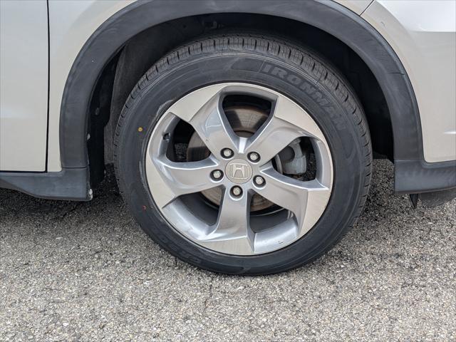 2016 Honda HR-V - $10,000