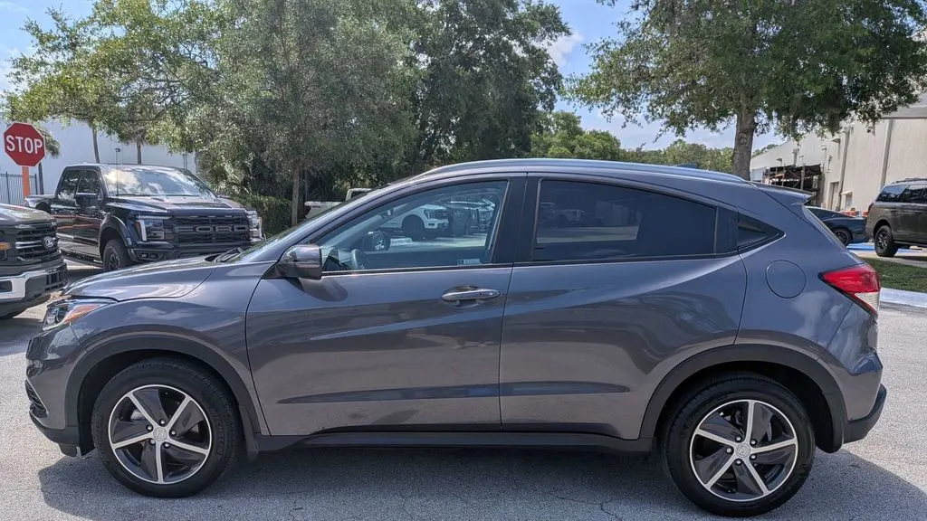 2022 Honda HR-V EX