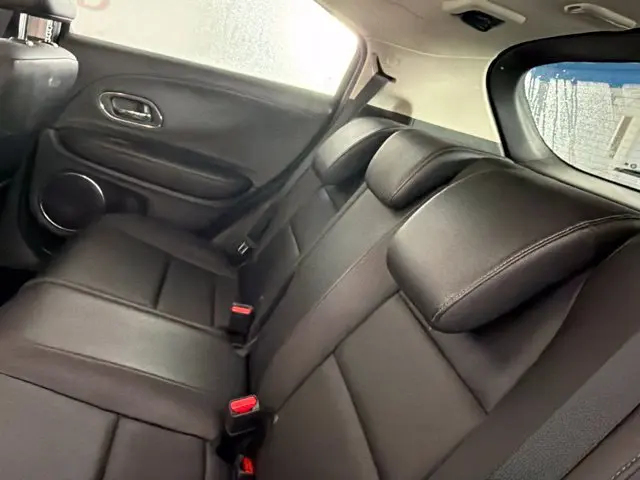 2016 Honda HR-V - $16,000