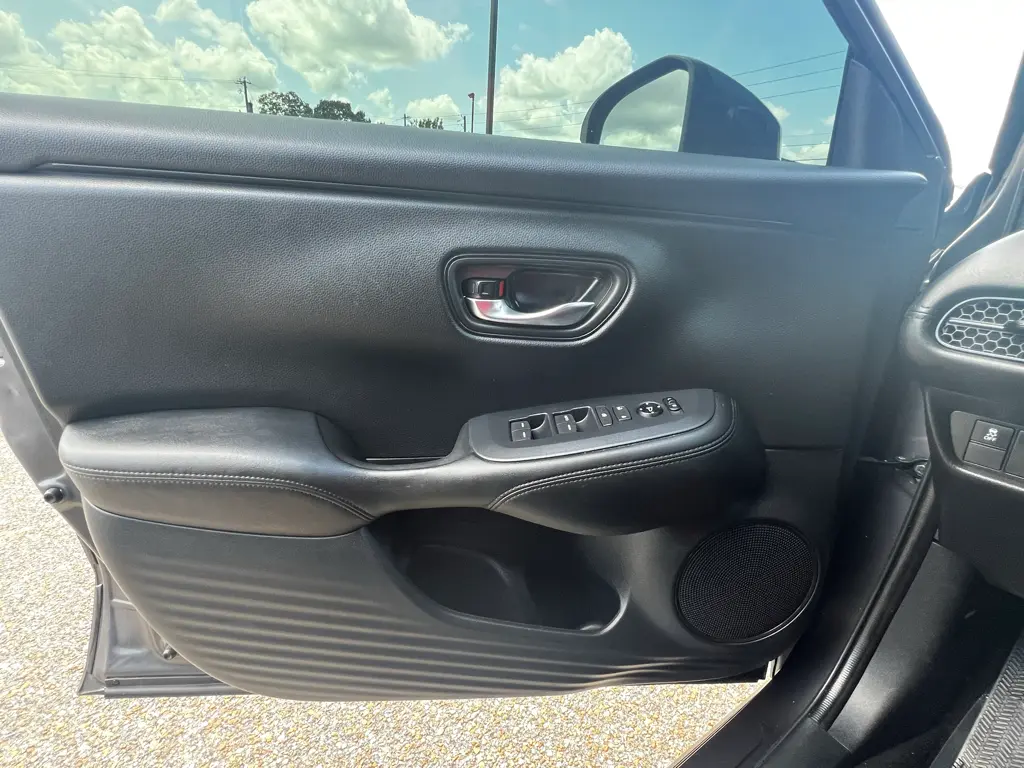 2025 Honda HR-V - $23,985