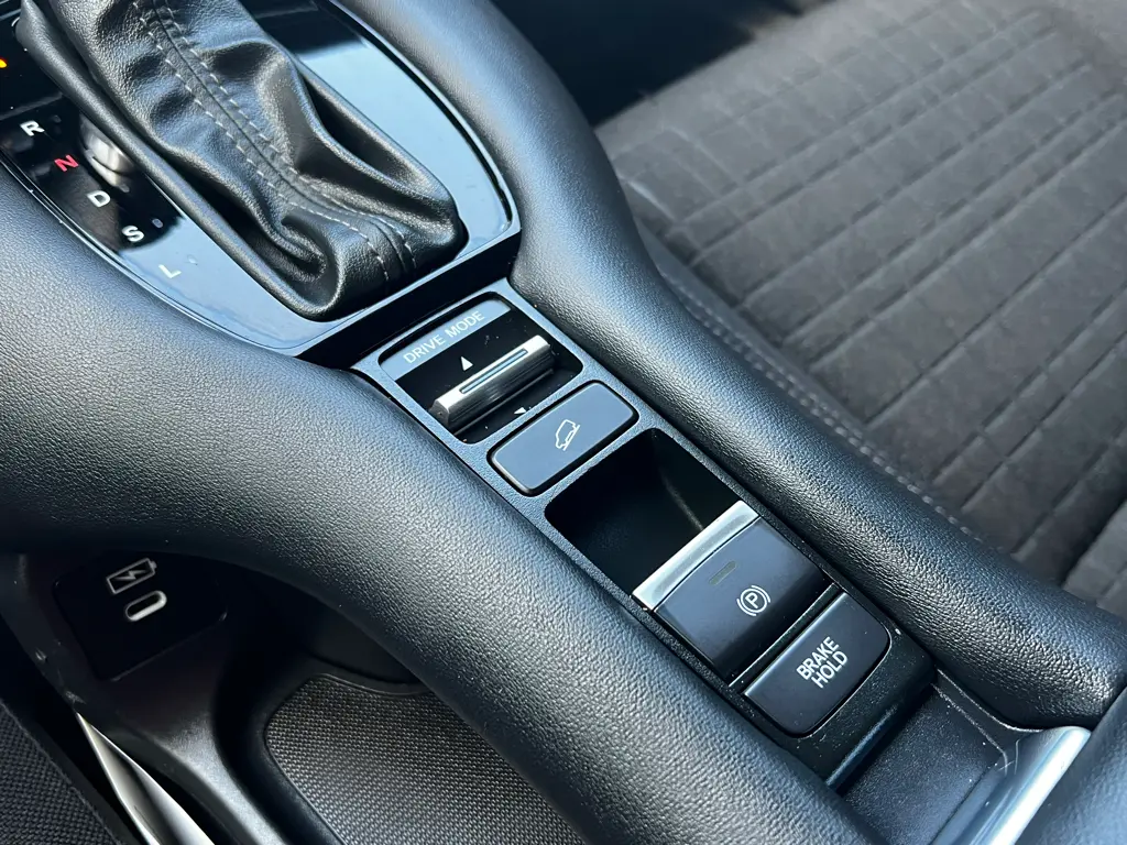 2025 Honda HR-V - $23,985