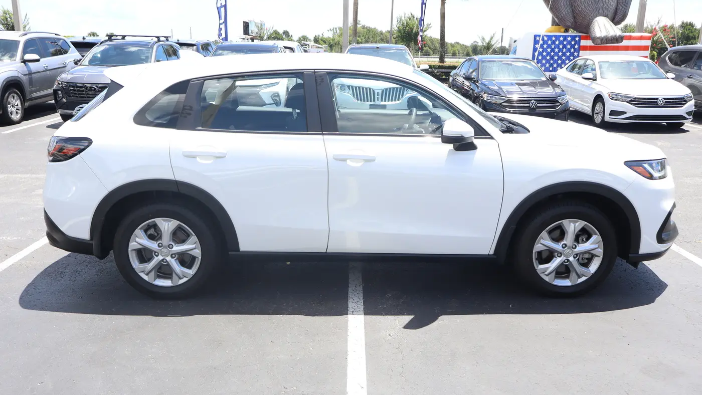 2024 Honda HR-V LX