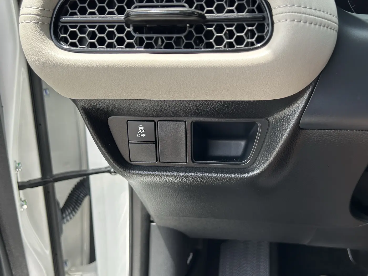 2025 Honda HR-V - $22,998