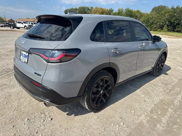 2025 Honda HR-V - $24,200