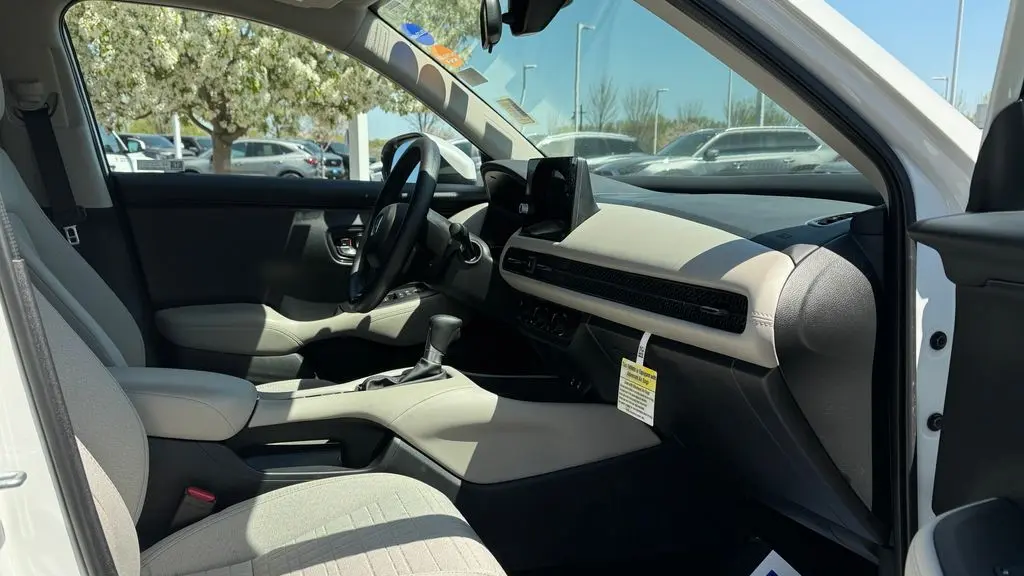 2026 Honda HR-V LX