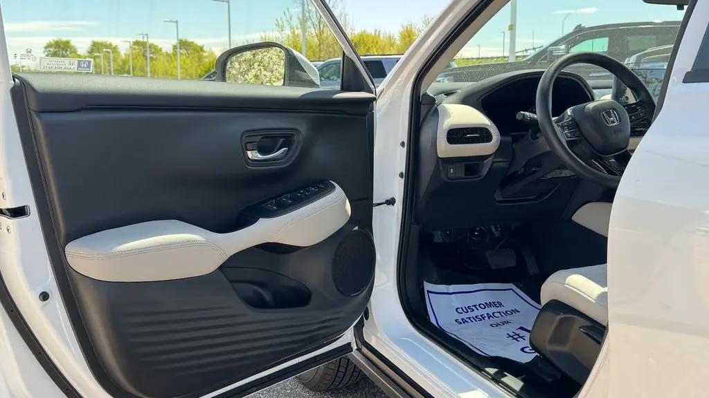 2026 Honda HR-V LX