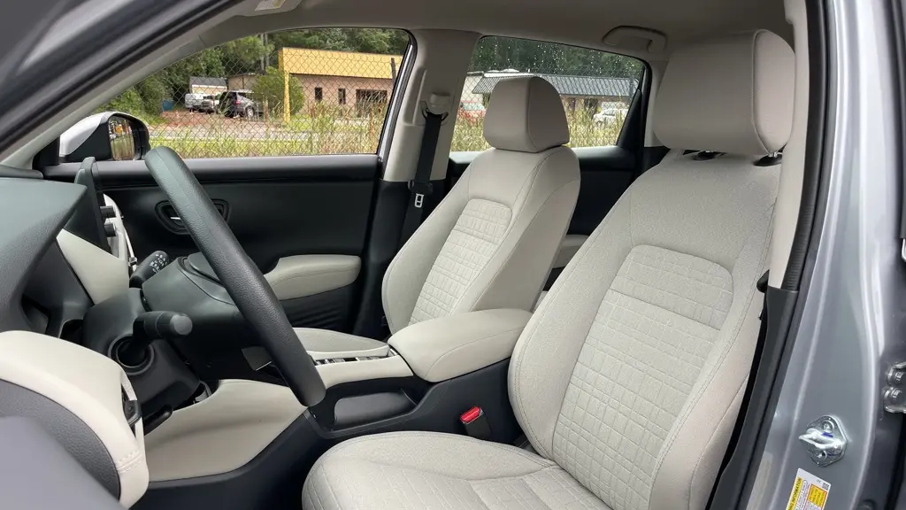 2025 Honda HR-V LX