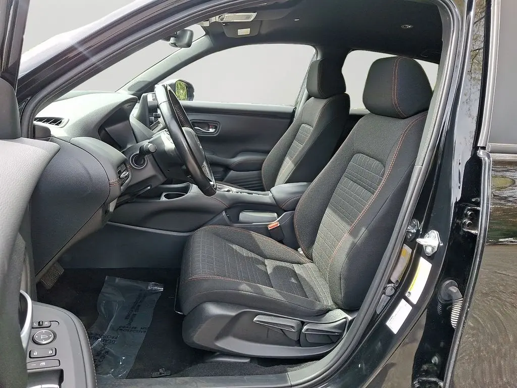 2025 Honda HR-V - $24,500