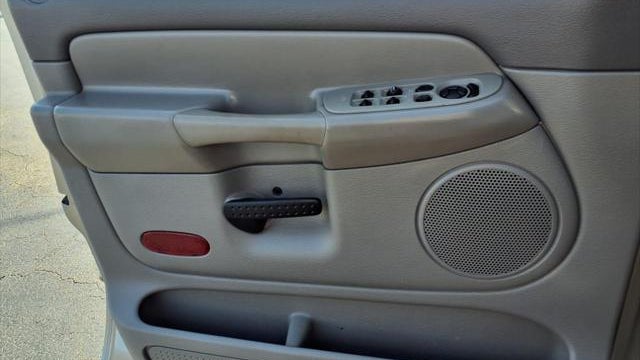 2004 Dodge Ram 2500 SLT