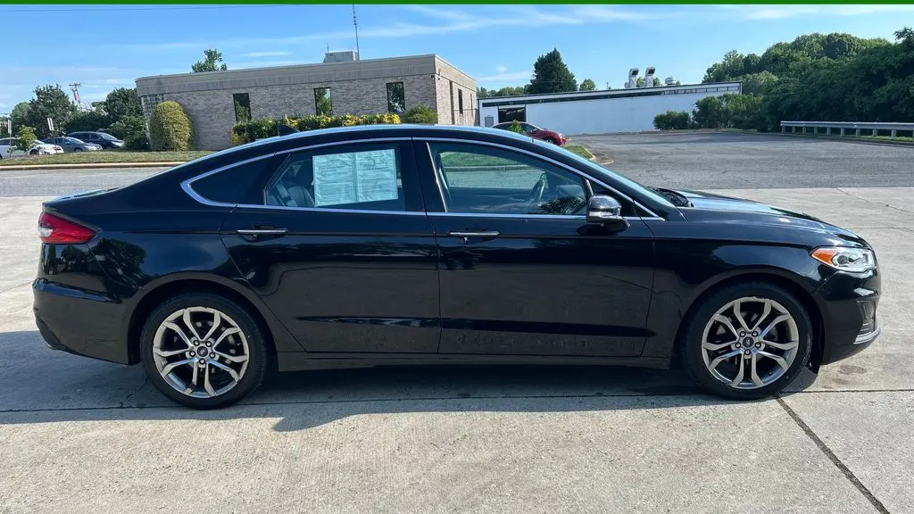 2019 Ford Fusion SEL