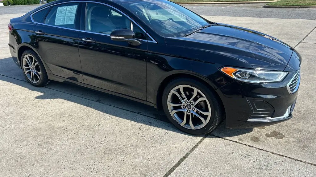 2019 Ford Fusion SEL